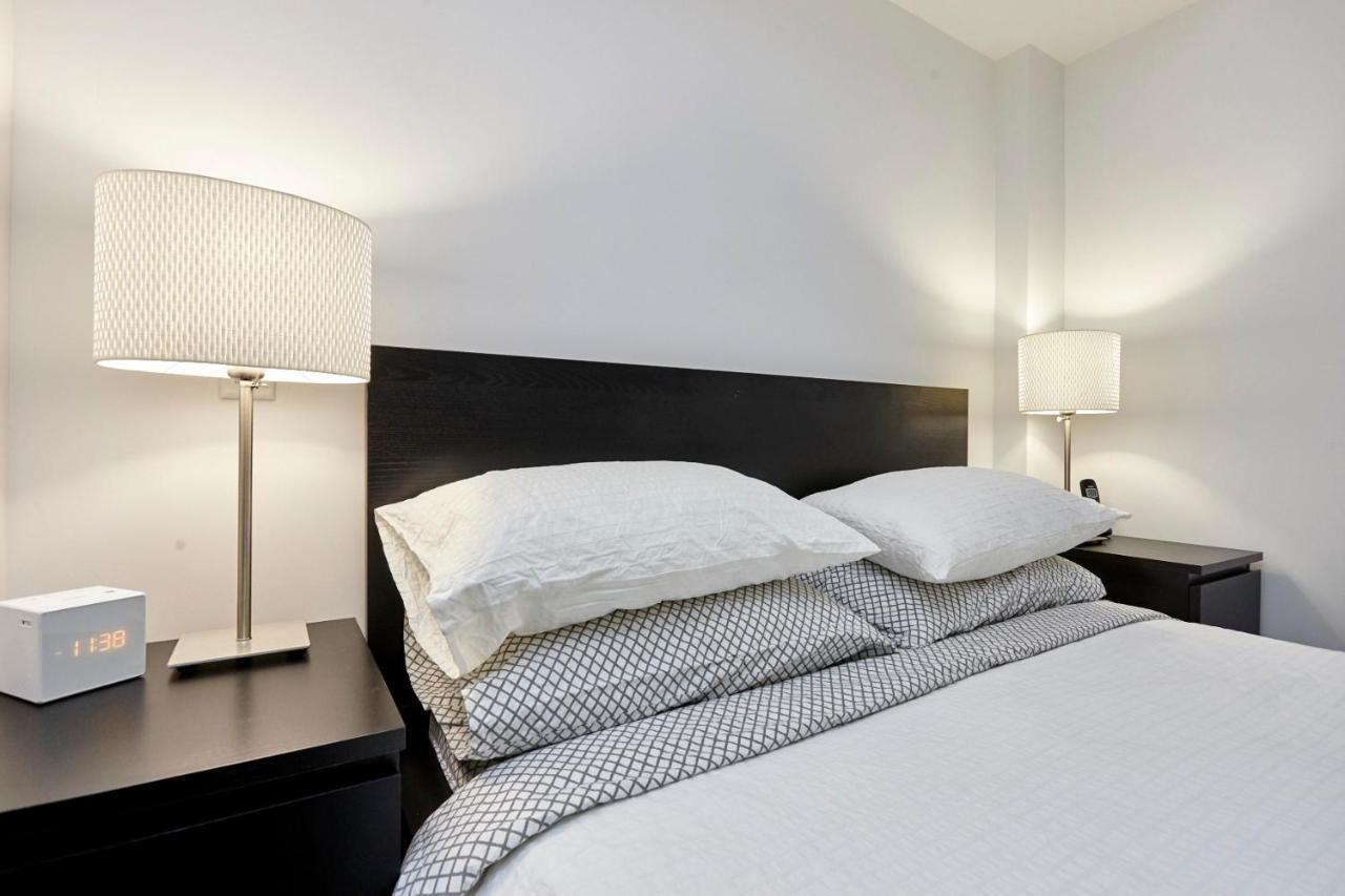 Atlas Suites - Yorkville Furnished Apartments Toronto Bagian luar foto