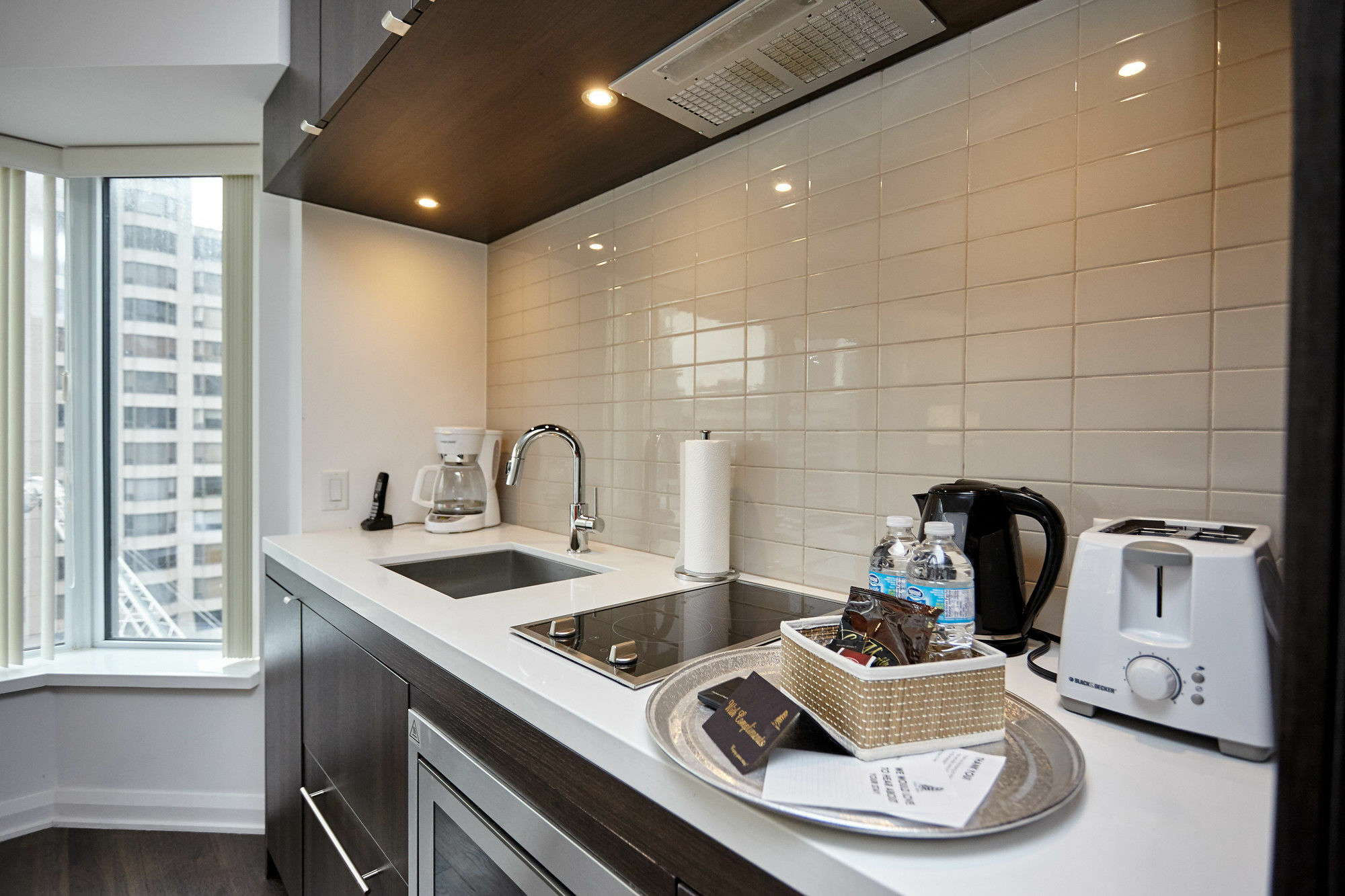 Atlas Suites - Yorkville Furnished Apartments Toronto Bagian luar foto