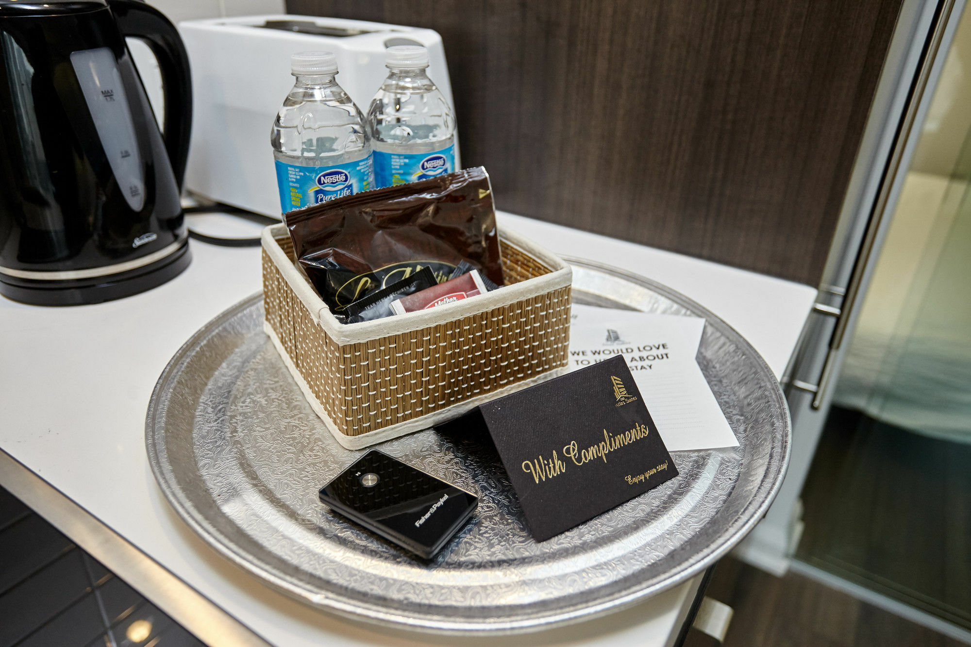 Atlas Suites - Yorkville Furnished Apartments Toronto Bagian luar foto